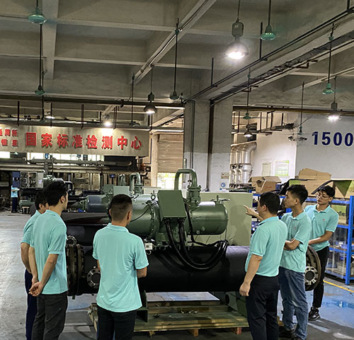 优秀维修师傅展示